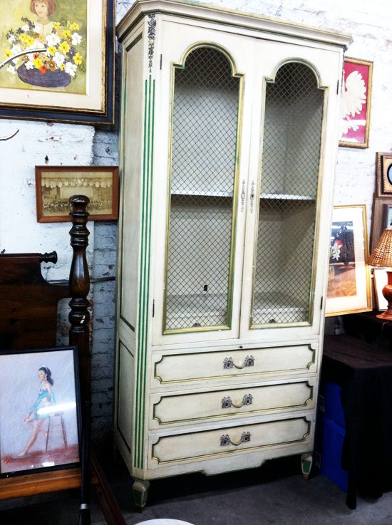 Adding Mirror to Doors Jenny Komenda